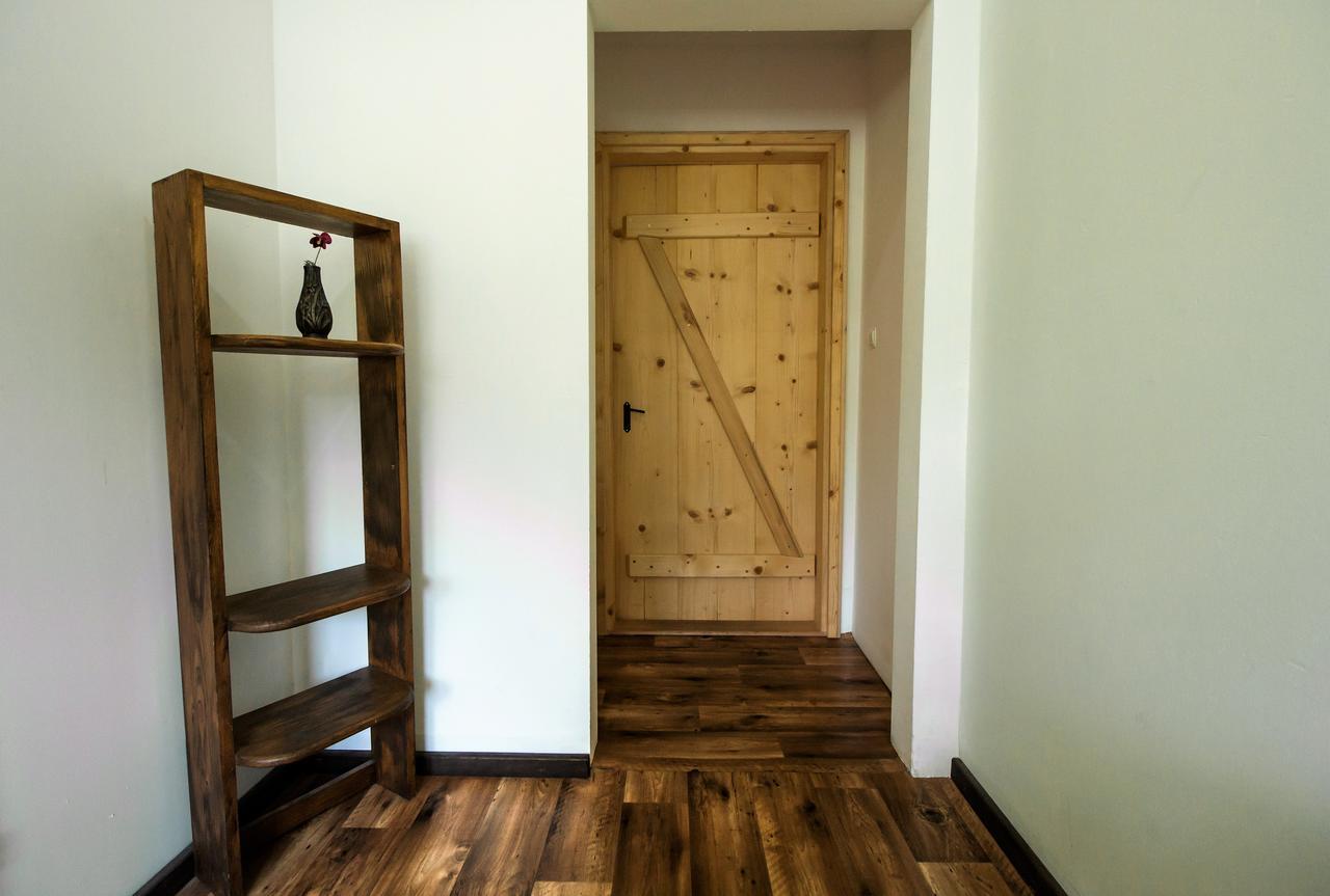 Hostel Kremenaros Ustrzyki Górne Exteriér fotografie